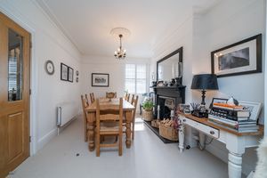 DINING AREA- click for photo gallery